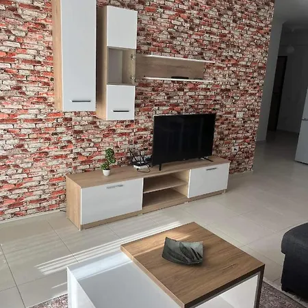 Apartment I3n