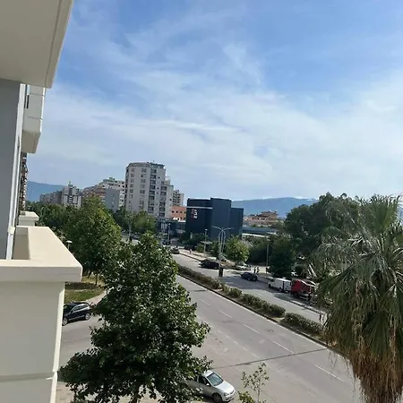 Apartment I3n *